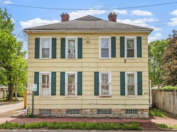 673 E Sycamore Street , Columbus, OH 43206