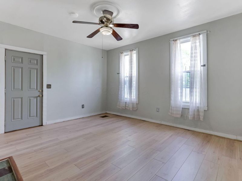 673 E Sycamore Street, Columbus, OH 43206 Photo 14