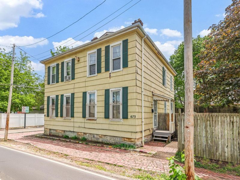 673 E Sycamore Street, Columbus, OH 43206 Photo 6