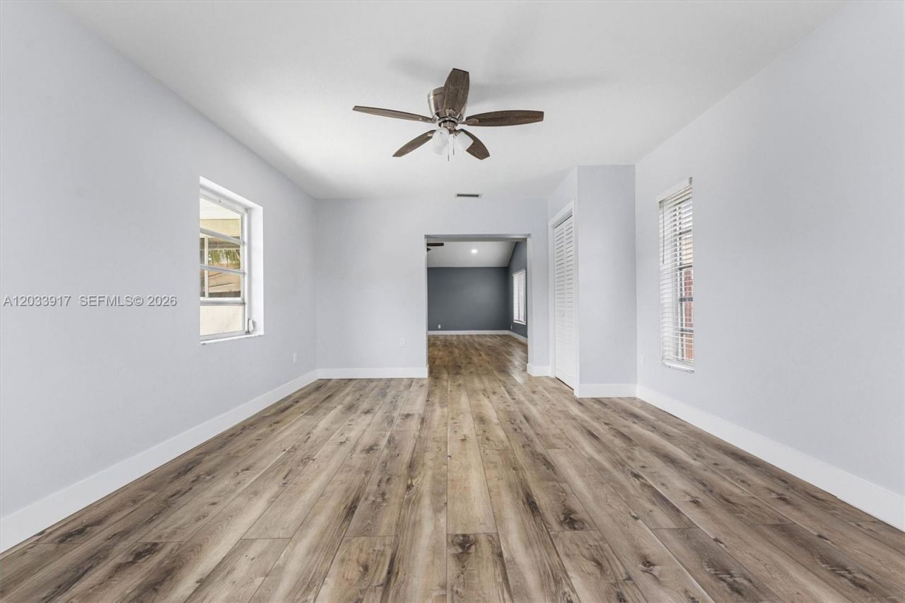 2331 NW 110th Ter, Sunrise, FL 33322 Photo