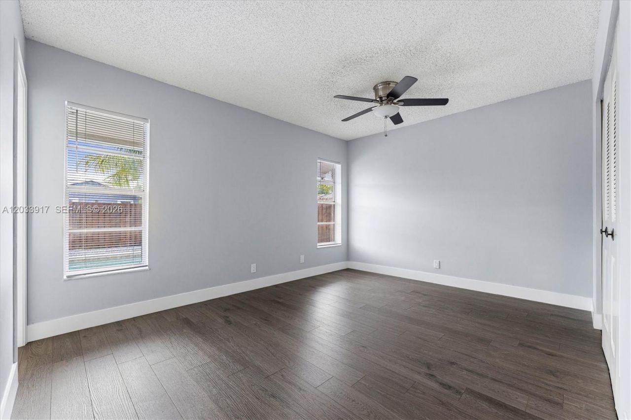 2331 NW 110th Ter, Sunrise, FL 33322 Photo