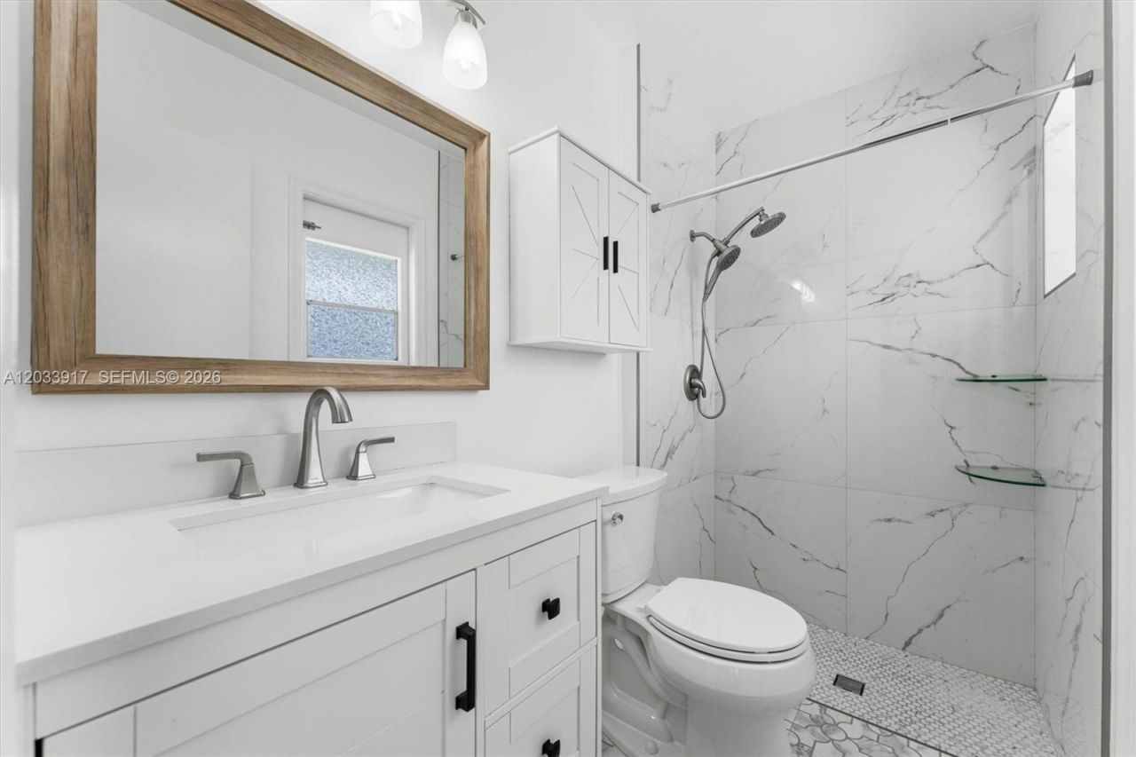 2331 NW 110th Ter, Sunrise, FL 33322 Photo