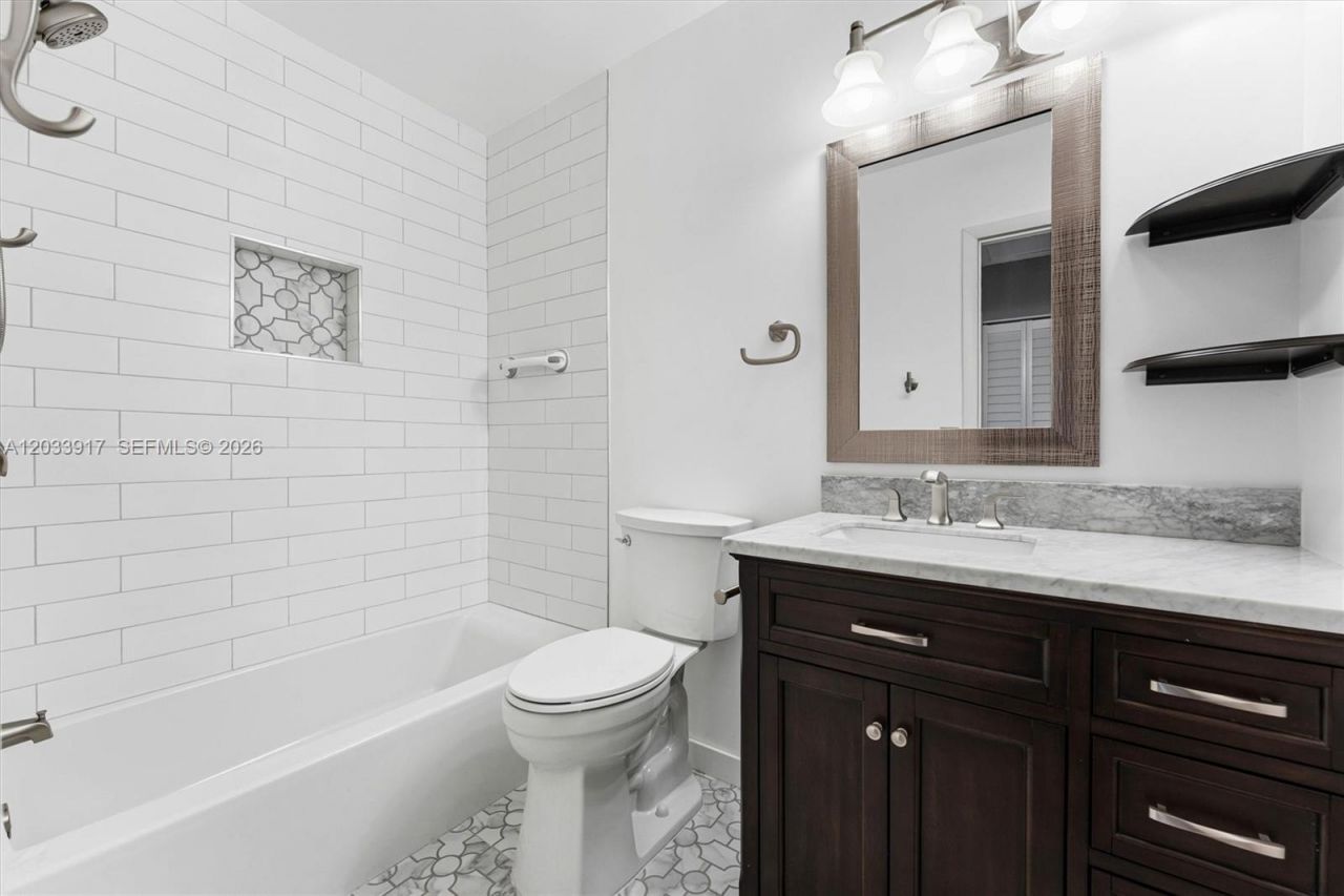 2331 NW 110th Ter, Sunrise, FL 33322 Photo