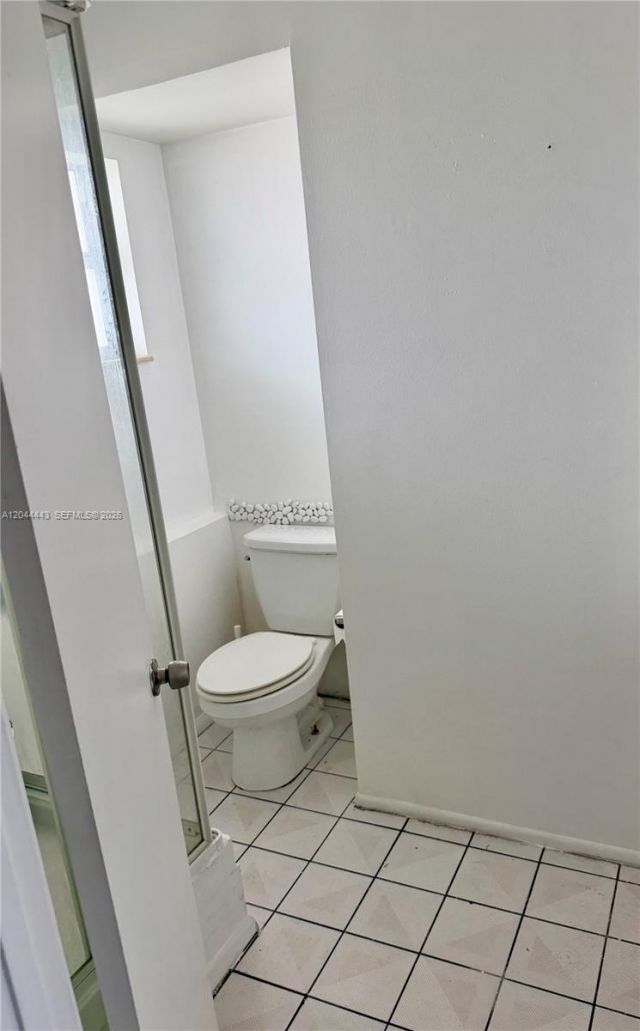 1780 NE 191st St, Unit 704-2, Miami, FL 33179 Photo