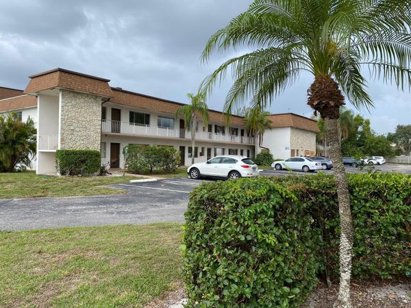 2878 Donnelly Drive, Unit 204, Atlantis, FL 33462