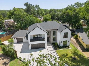 10144 Rockmoor Court , Dallas, TX 75229
