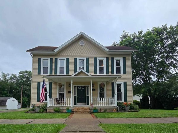 59 E Maple Avenue, New Concord, OH 43762
