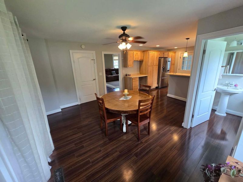 59 E Maple Avenue, New Concord, OH 43762 Photo 11