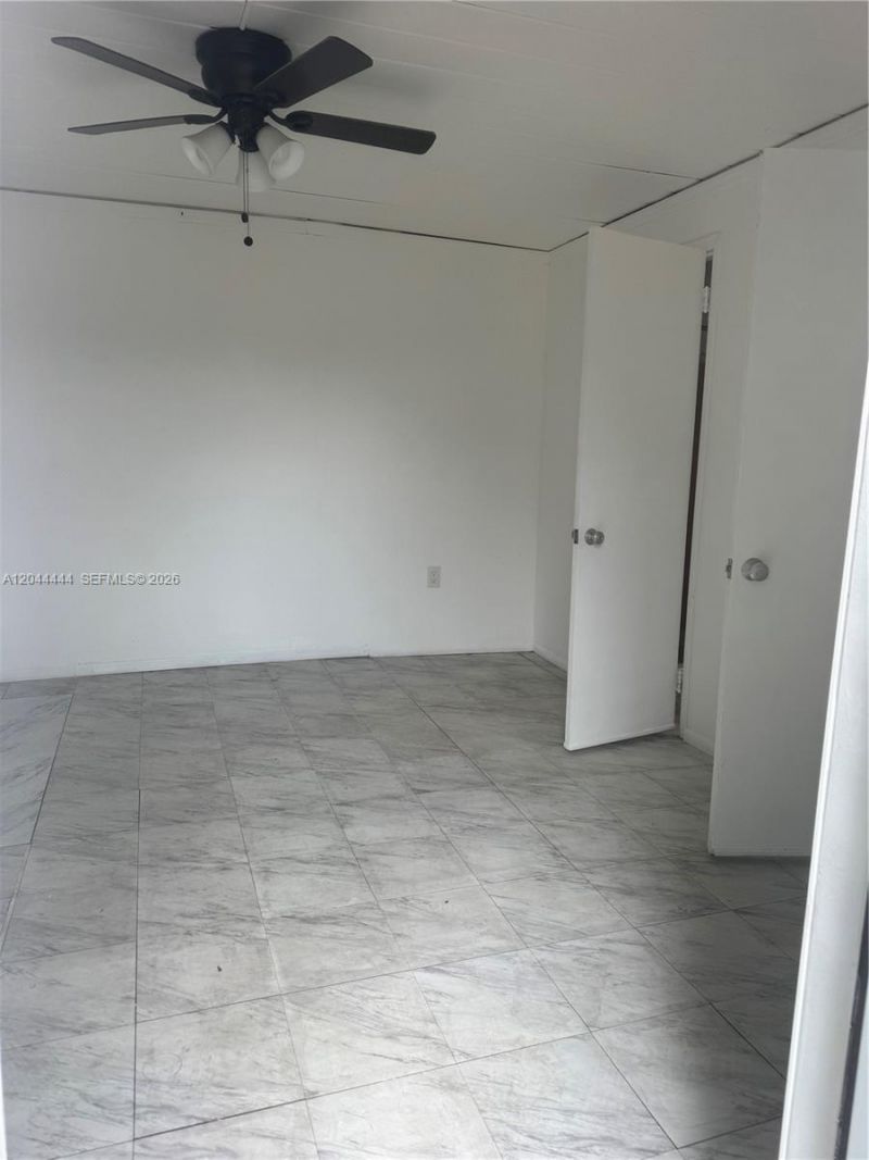 3271 (rear 1-bedroom) NW 15th St , Miami, FL 33125 Photo