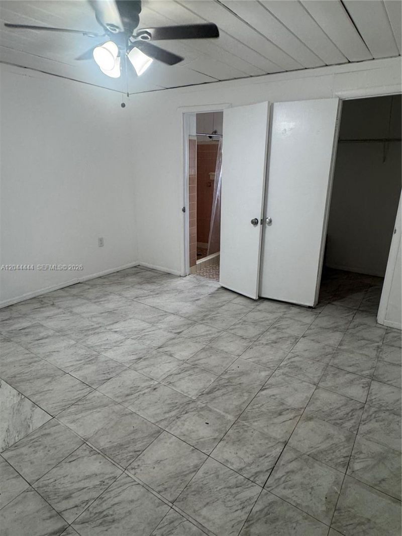 3271 (rear 1-bedroom) NW 15th St , Miami, FL 33125 Photo