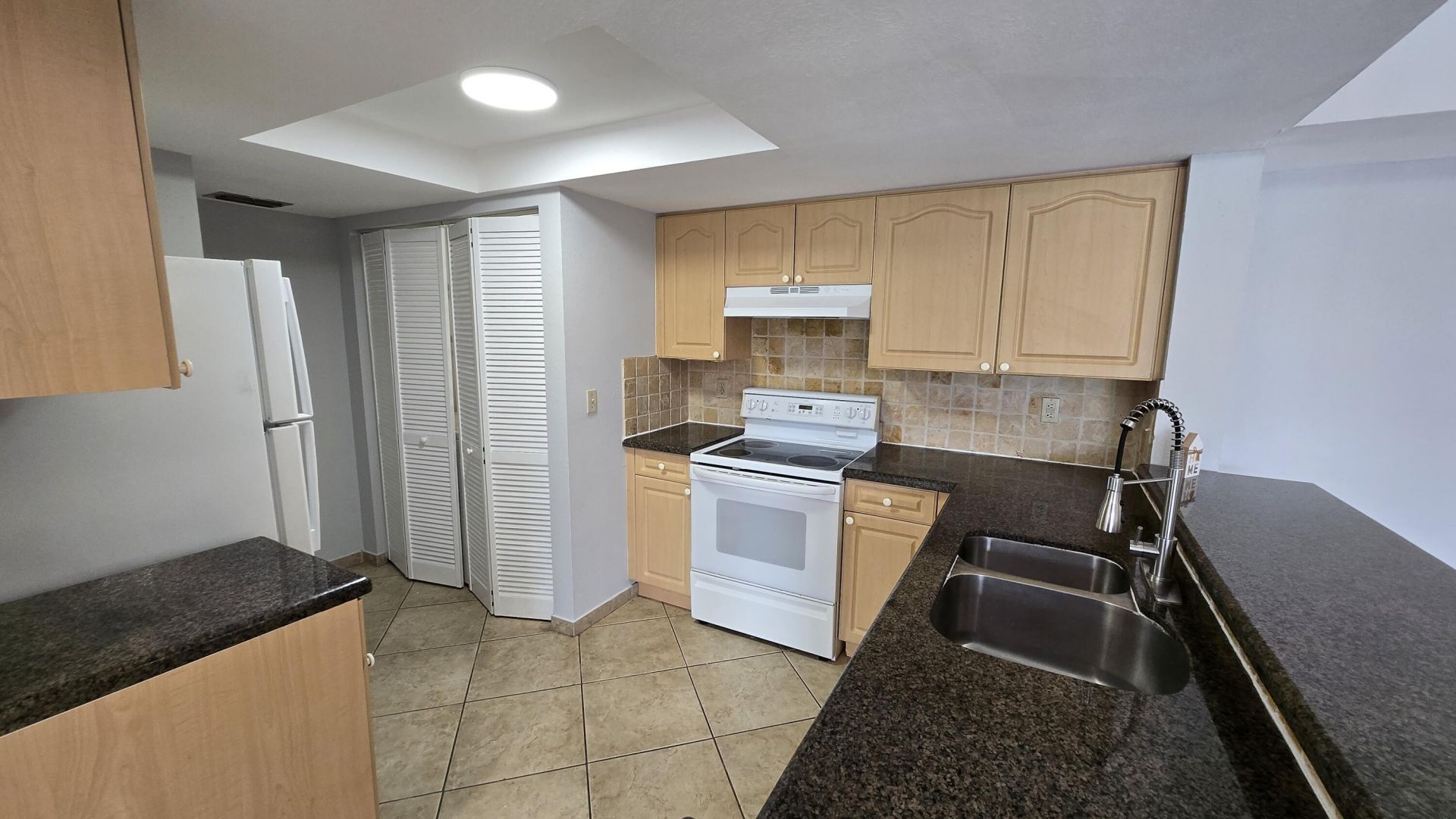 9066 W Atlantic Boulevard, Unit 436, Coral Springs, FL 33071 Photo