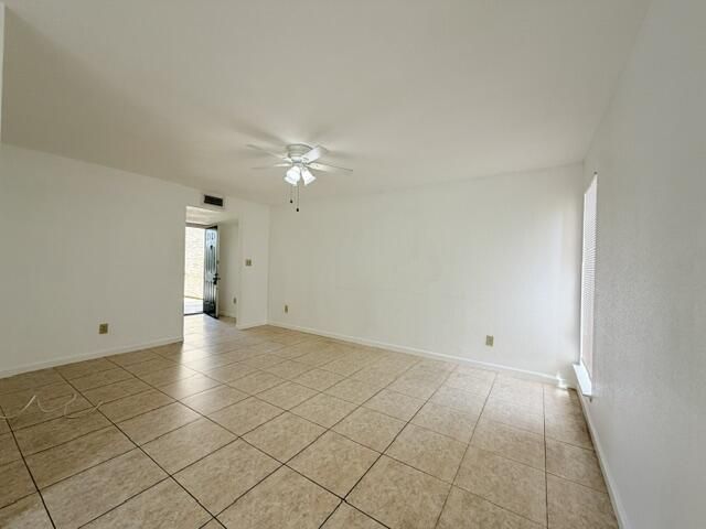 899 W Riverside Drive, Unit 611, Coral Springs, FL 33071 Photo