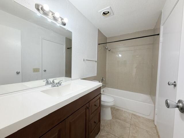 899 W Riverside Drive, Unit 611, Coral Springs, FL 33071 Photo