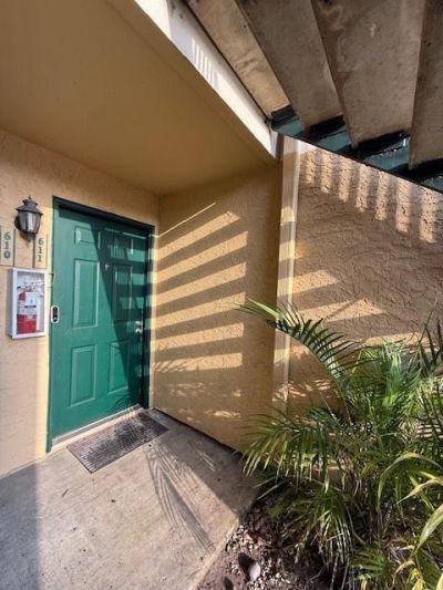 899 W Riverside Drive, Unit 611, Coral Springs, FL 33071 Photo