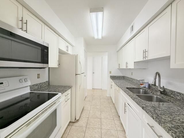 899 W Riverside Drive, Unit 611, Coral Springs, FL 33071 Photo