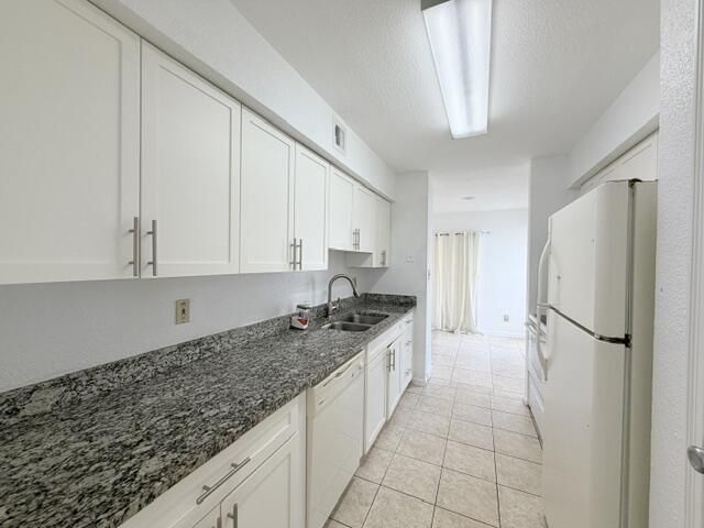 899 W Riverside Drive, Unit 611, Coral Springs, FL 33071 Photo
