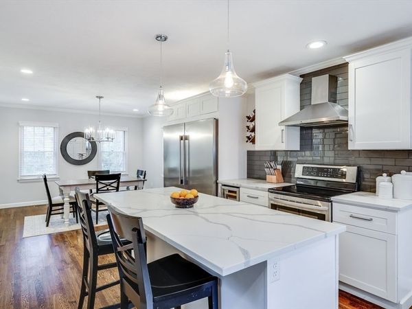 2 Harpers Hollow, Sandwich, MA 02537