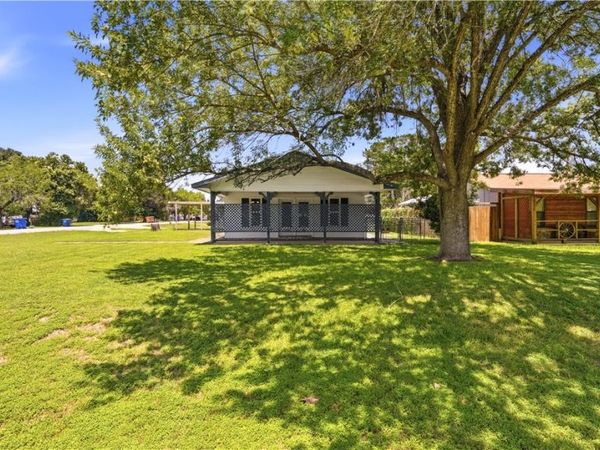 415 Pecan Row , New Braunfels, TX 78132