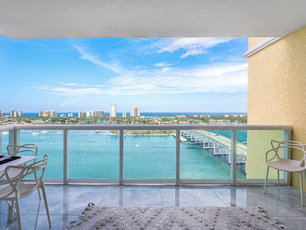 2640 Lake Shore Drive, Unit 2112, Riviera Beach, FL 33404