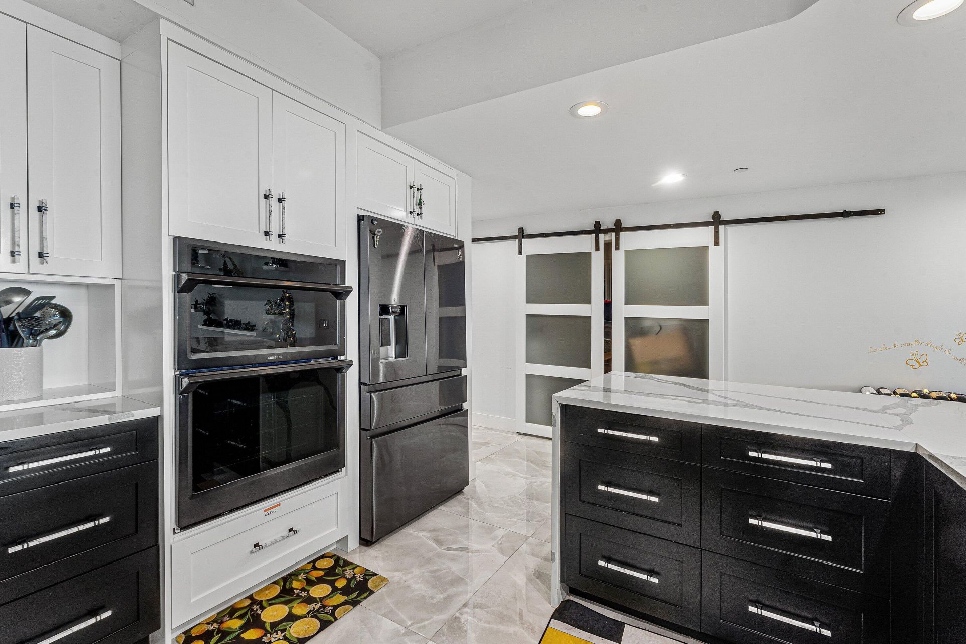 2640 Lake Shore Drive, Unit 2112, Riviera Beach, FL 33404 Photo