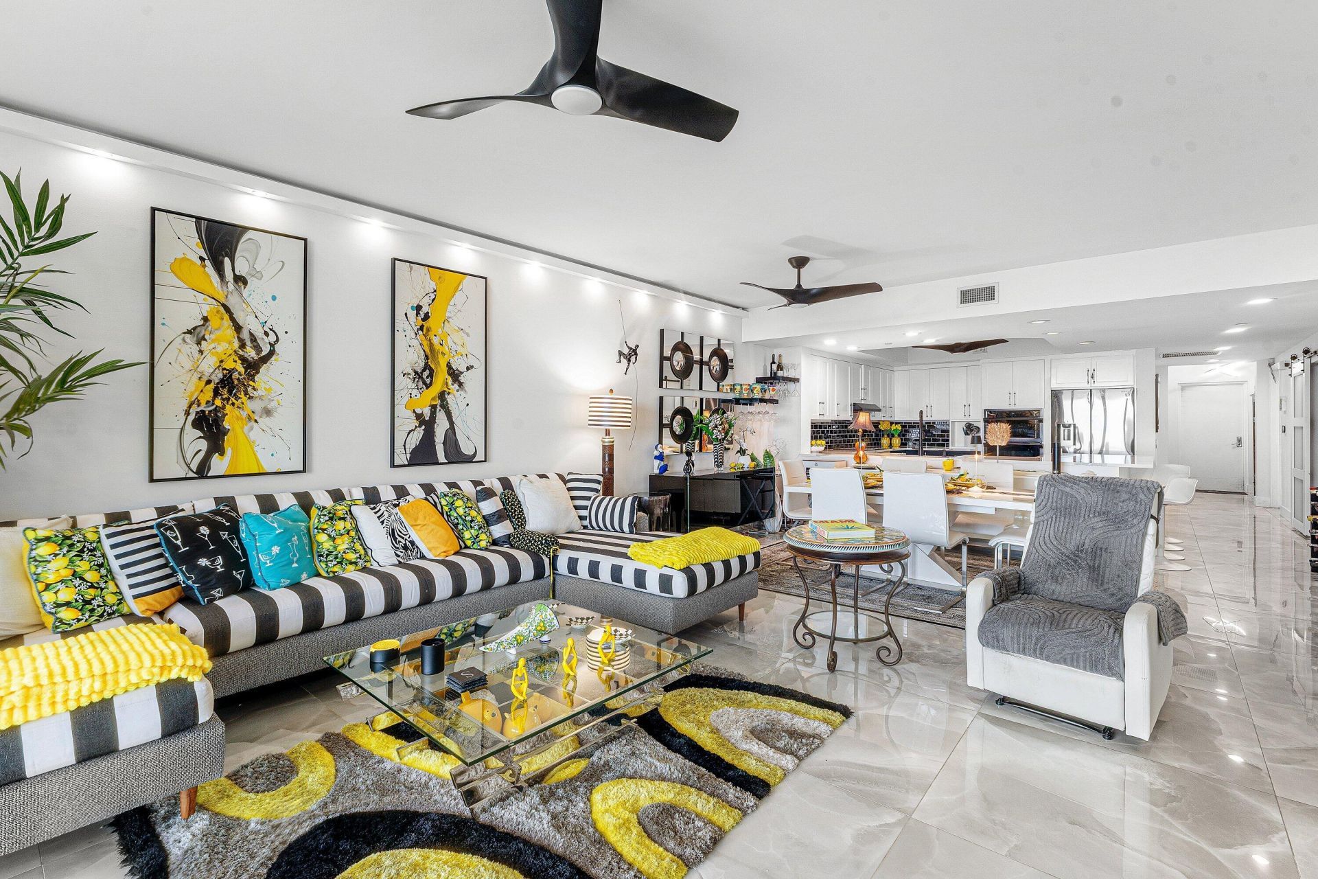 2640 Lake Shore Drive, Unit 2112, Riviera Beach, FL 33404 Photo