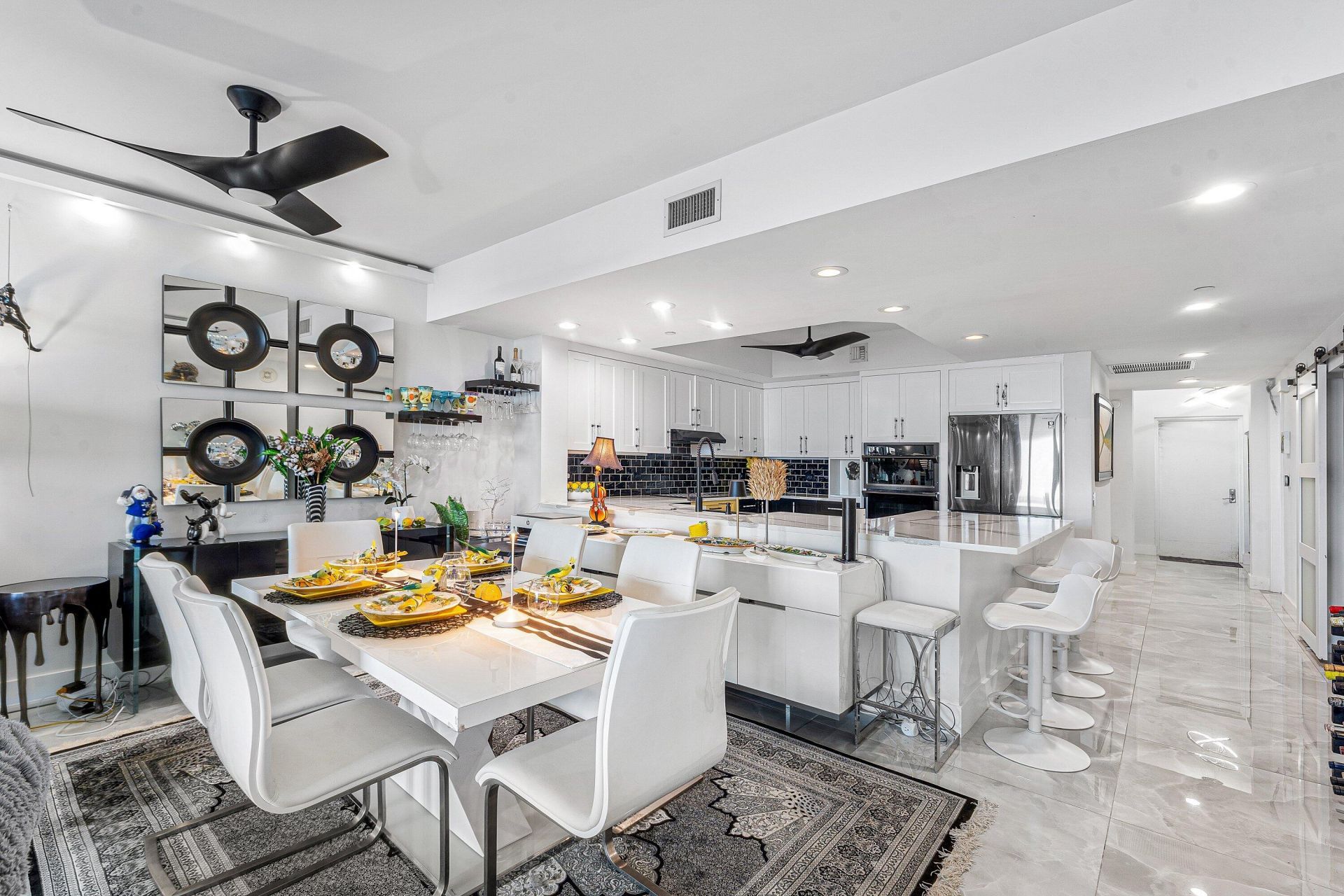 2640 Lake Shore Drive, Unit 2112, Riviera Beach, FL 33404 Photo