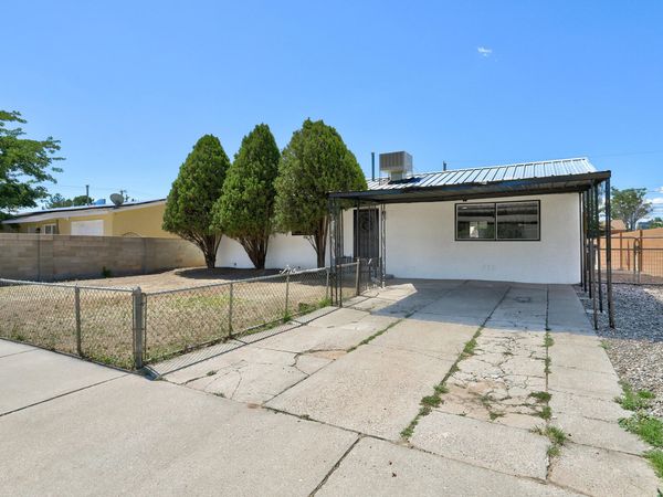 1608 Towner Avenue NW, Albuquerque, NM 87104
