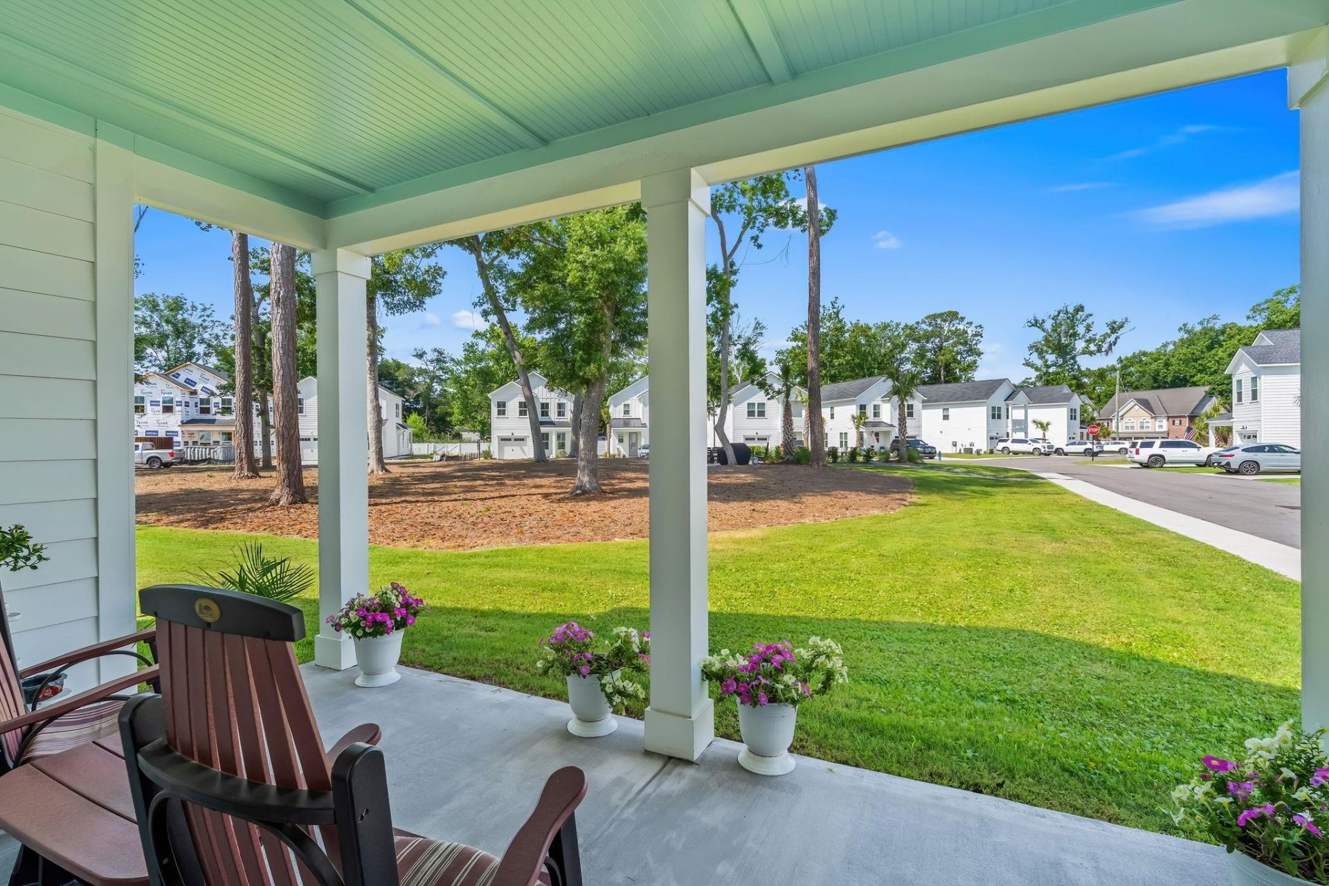 2527 Hillbourne Loop Photo 33