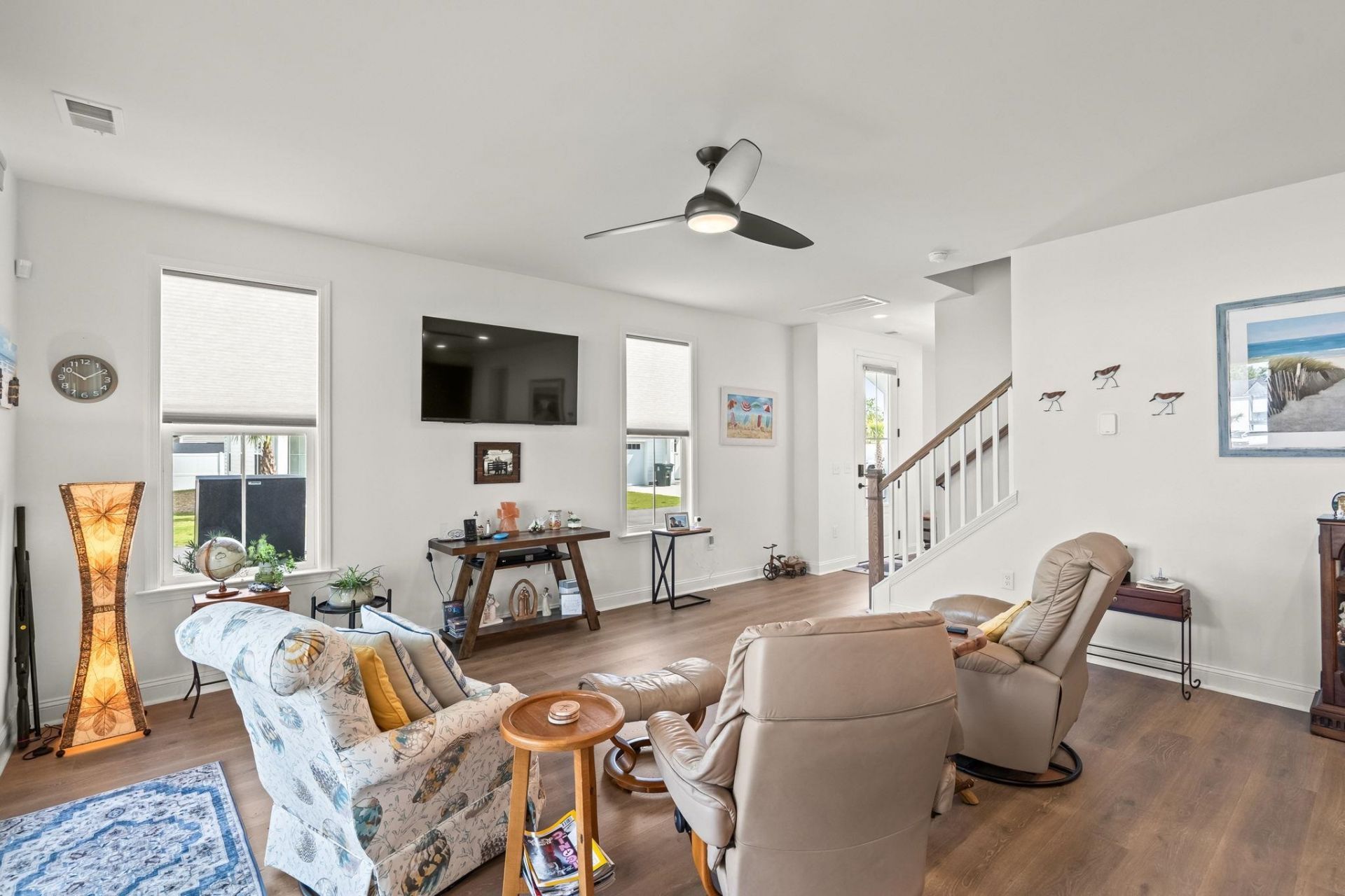 2527 Hillbourne Loop Photo 6