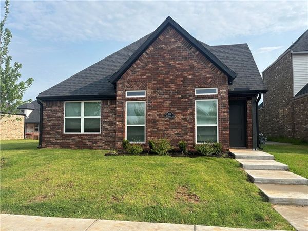3101 SW Lovely Lane , Bentonville, AR 72713