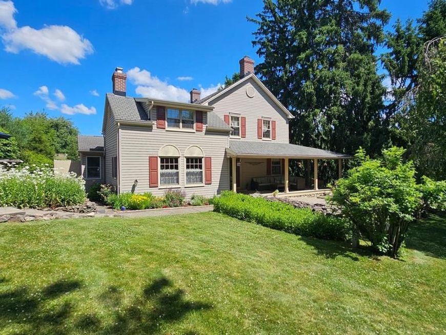 585 Buttermilk Road , Hellertown, PA 18055 Main Photo