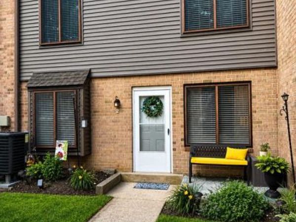 5200 HILLTOP DRIVE, Unit 137, BROOKHAVEN, PA 19015