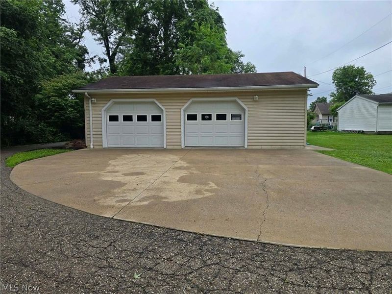 59 E Maple Avenue, New Concord, OH 43762 Photo 4
