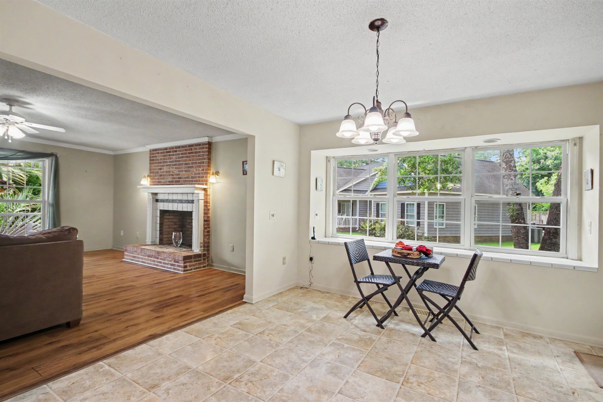 4352 Johnson Circle Photo 15