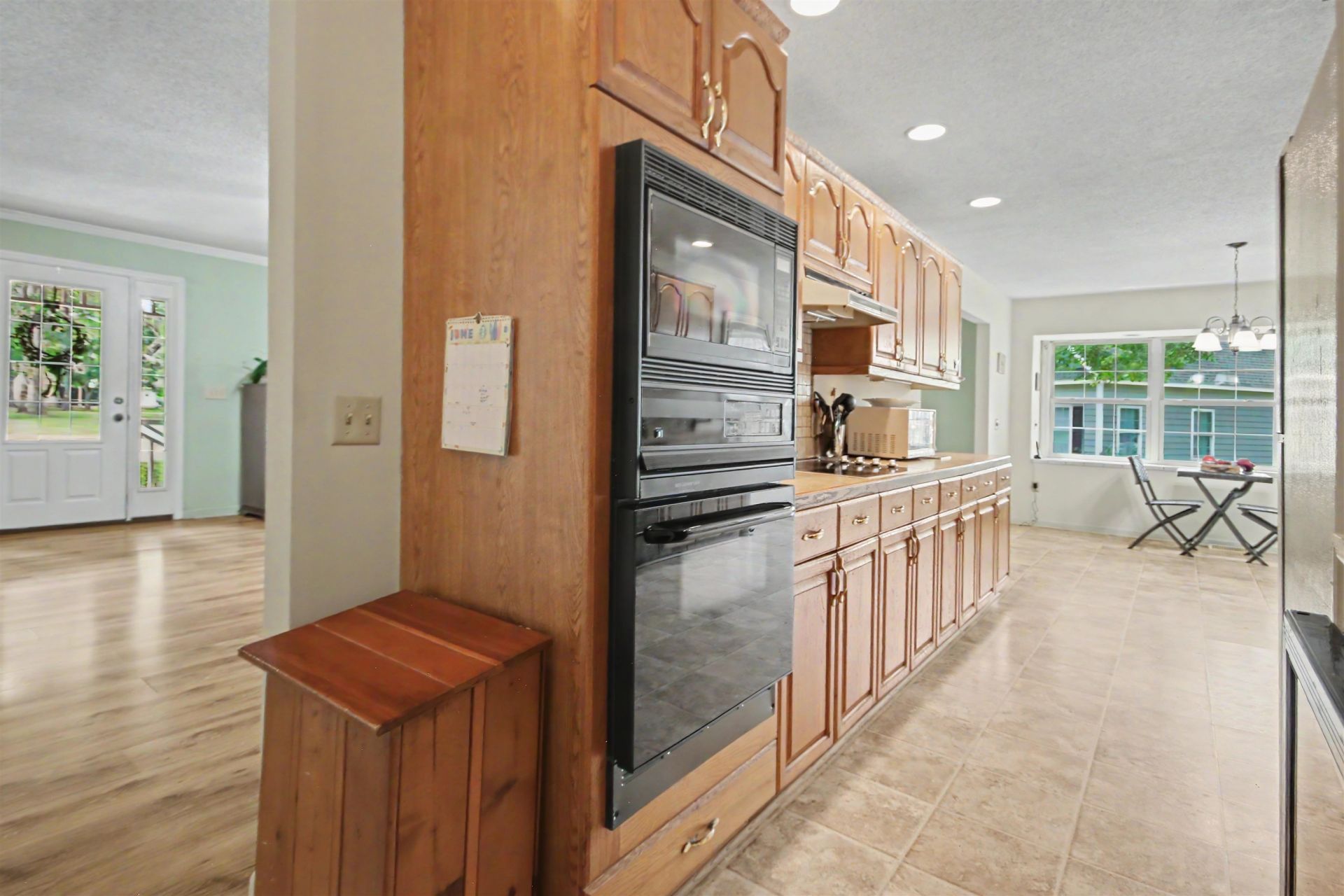 4352 Johnson Circle Photo 18