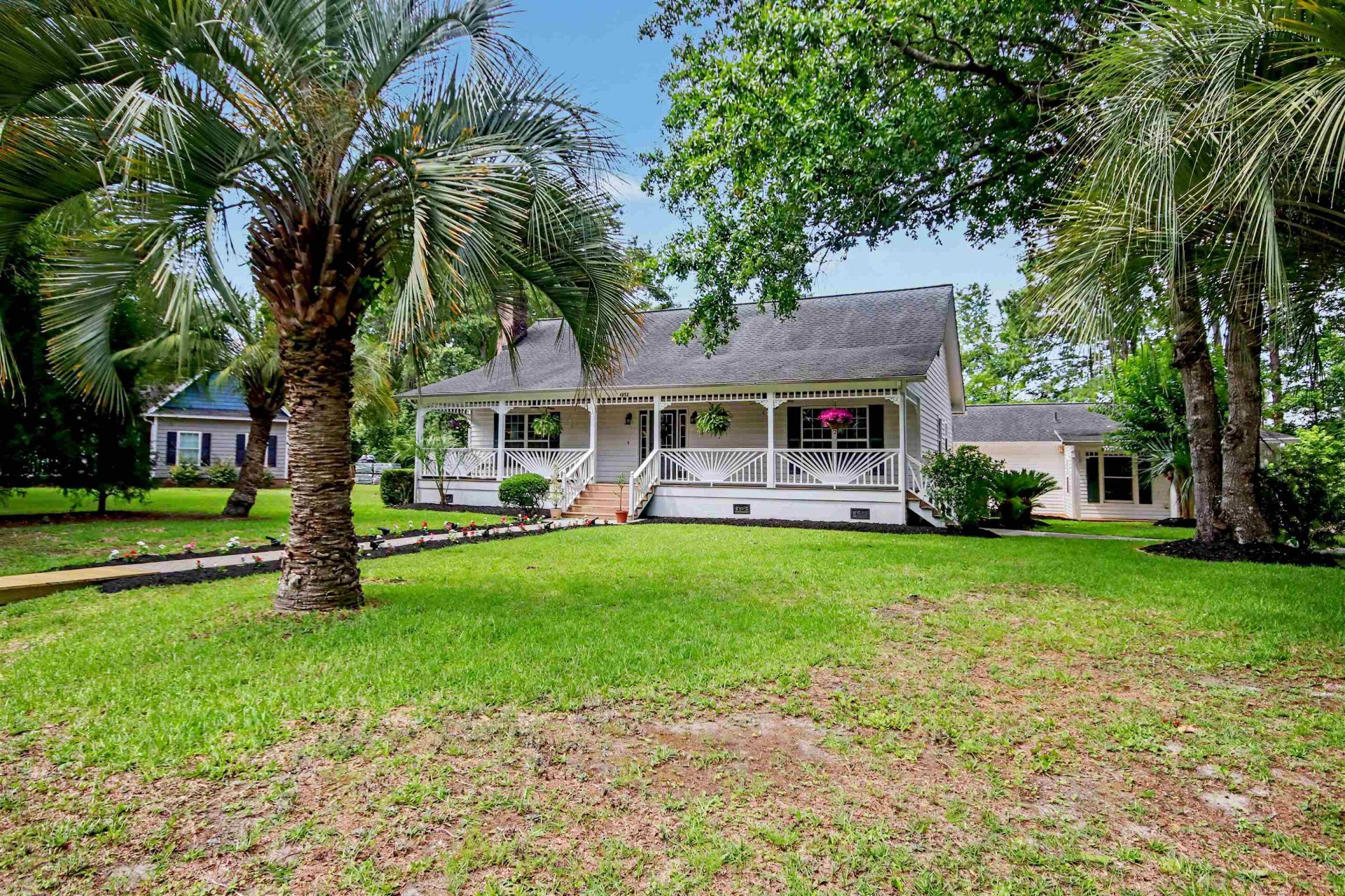 4352 Johnson Circle Photo 3