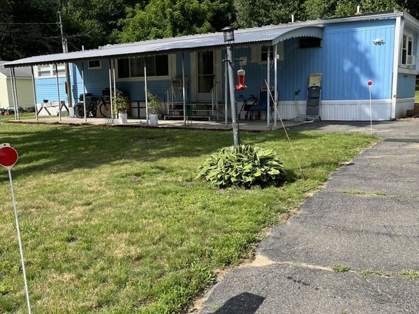 23 Riverview Cir, Brimfield, MA 01010