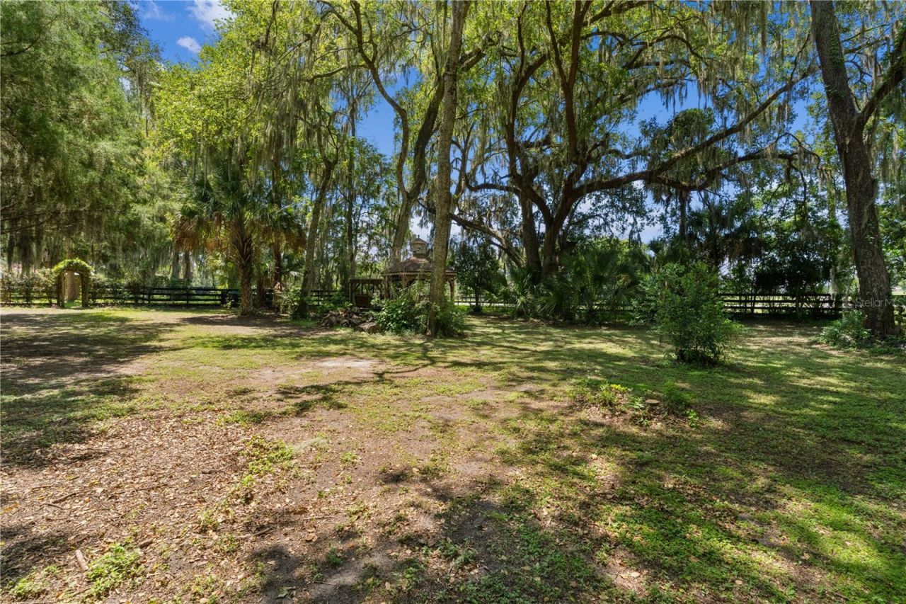 5891 SE 145th Street, Summerfield, FL 34491 Photo