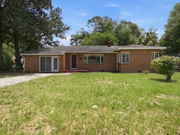 855 N Pearl Street, Crestview, FL 32536