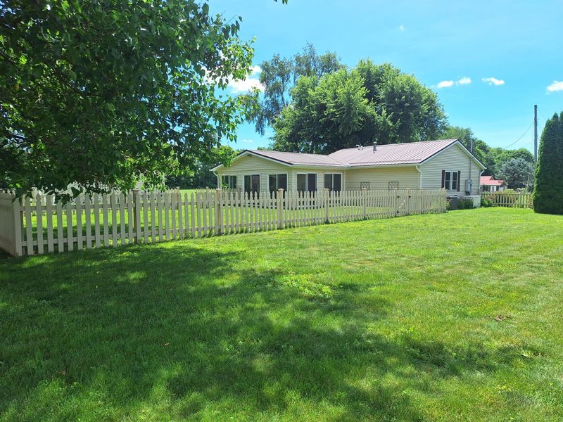 83 East Street, Saint Louisville, OH 43071 Photo 5