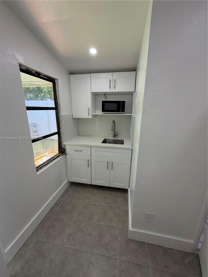 Please Call For Address, Unit 1, North Miami Beach, FL 33162 Photo
