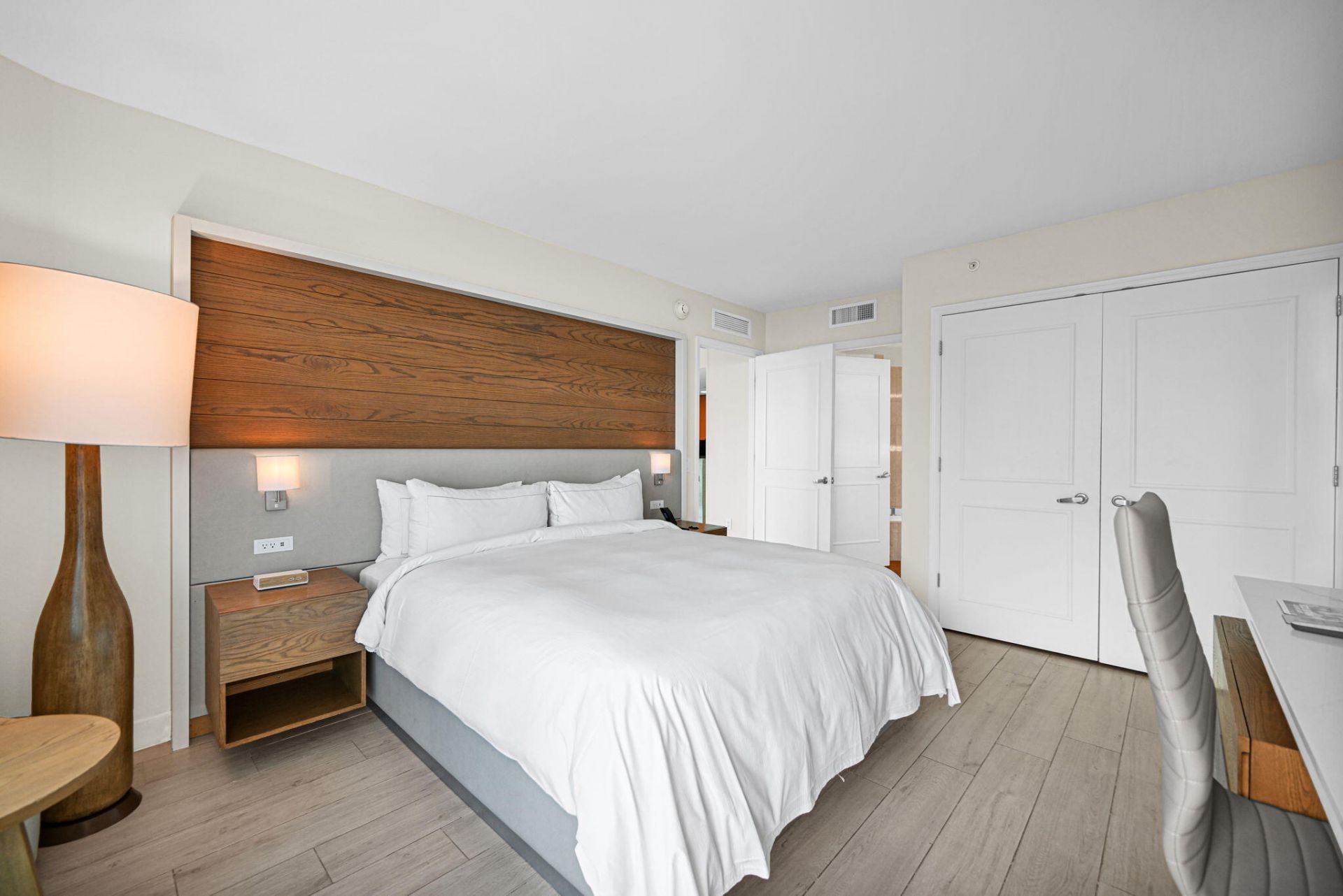 505 N Fort Lauderdale Beach Boulevard, Unit 2101, Fort Lauderdale, FL 33304 Photo