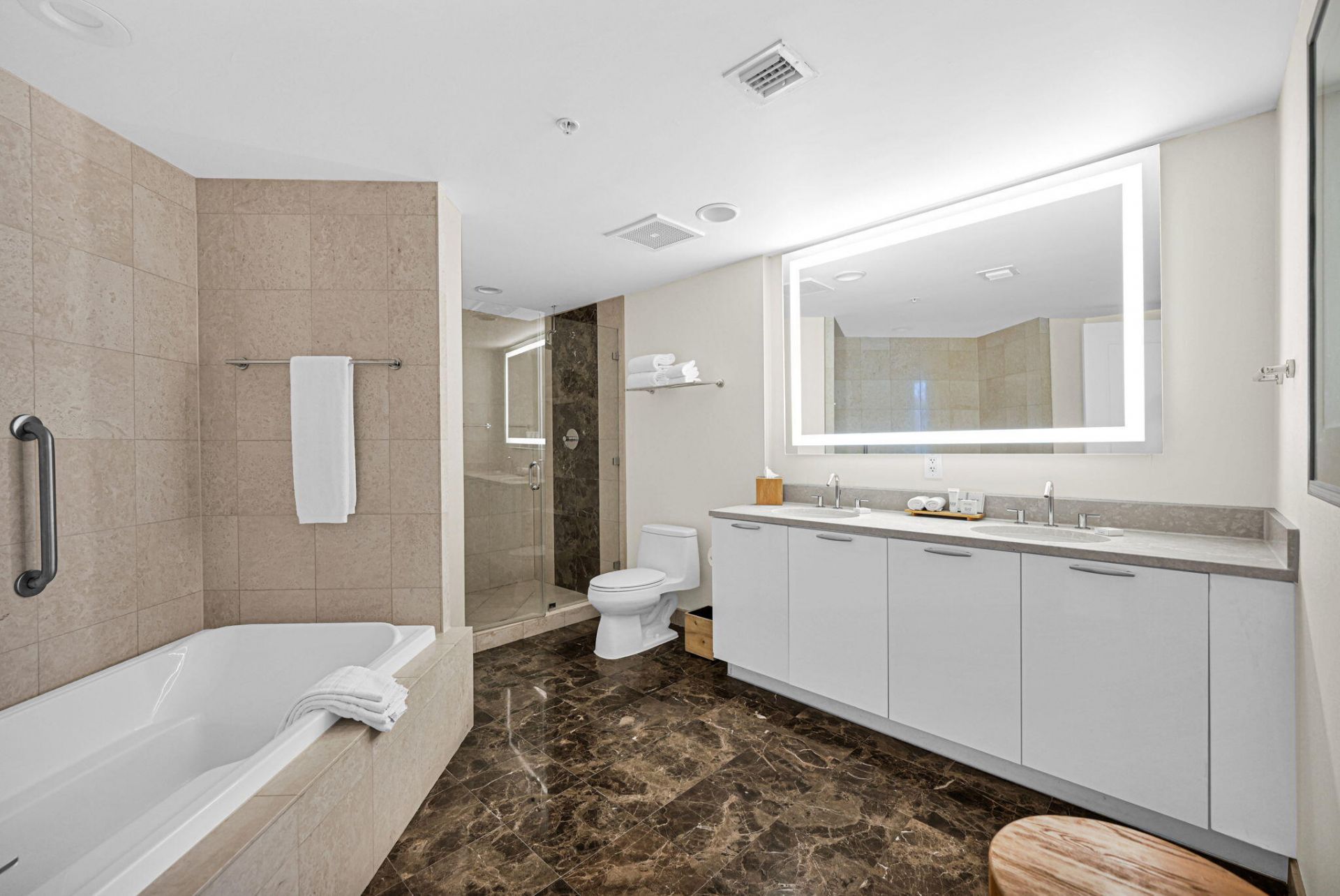 505 N Fort Lauderdale Beach Boulevard, Unit 2101, Fort Lauderdale, FL 33304 Photo