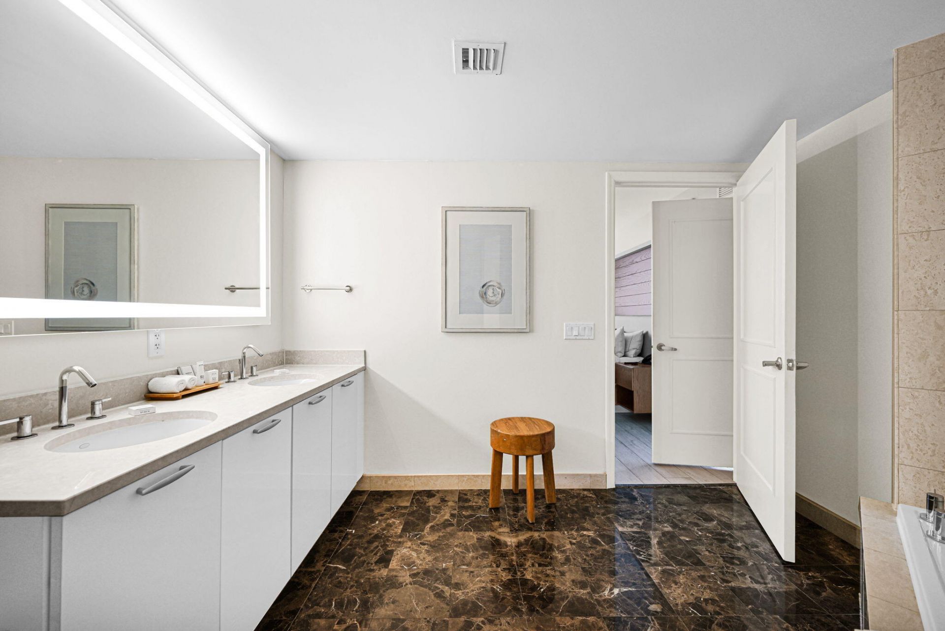 505 N Fort Lauderdale Beach Boulevard, Unit 2101, Fort Lauderdale, FL 33304 Photo