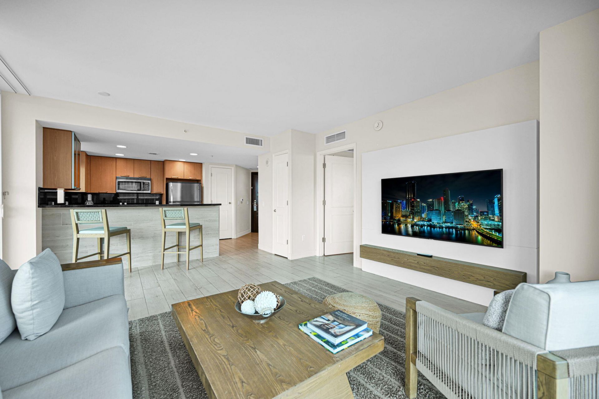 505 N Fort Lauderdale Beach Boulevard, Unit 2101, Fort Lauderdale, FL 33304 Photo