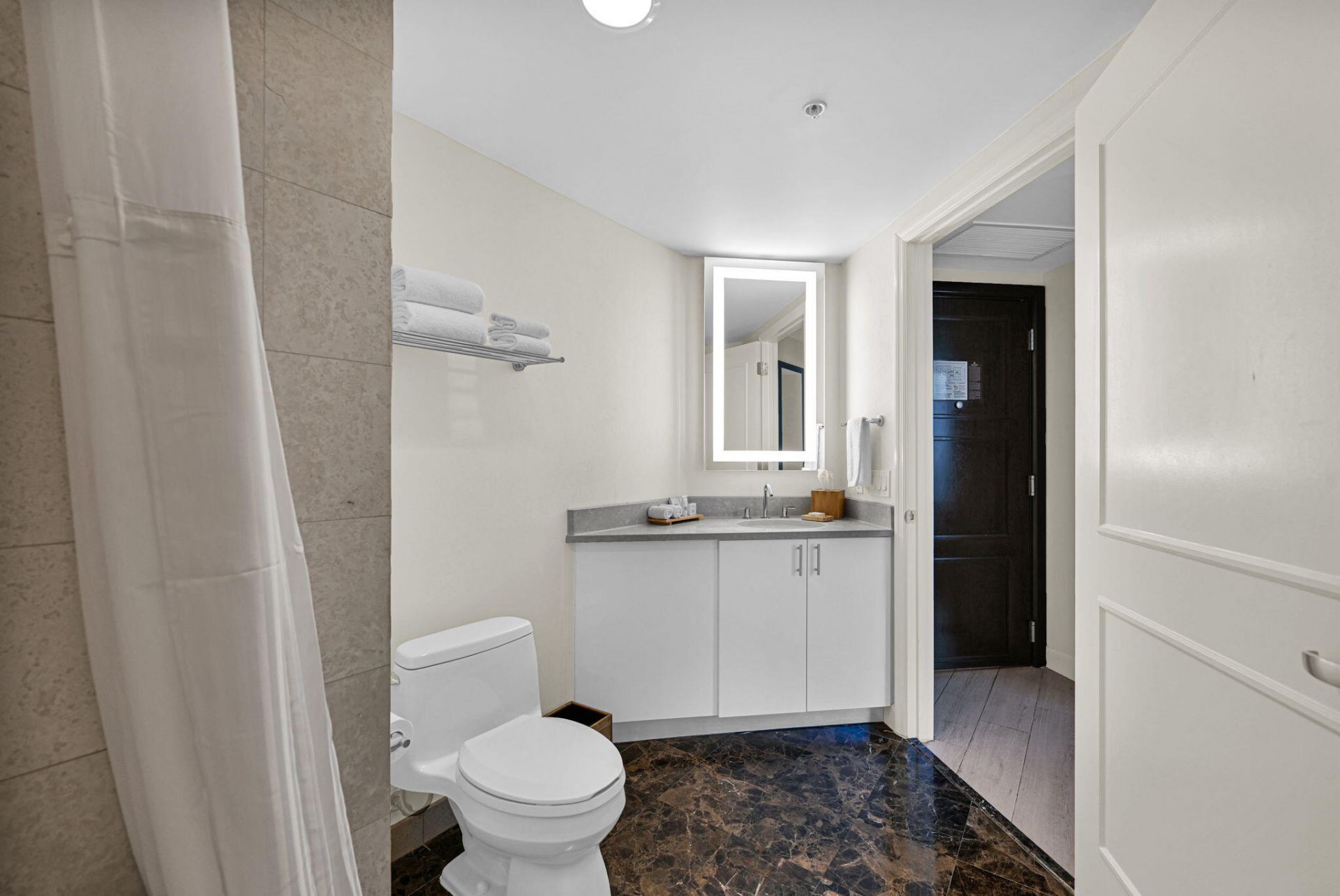 505 N Fort Lauderdale Beach Boulevard, Unit 2101, Fort Lauderdale, FL 33304 Photo