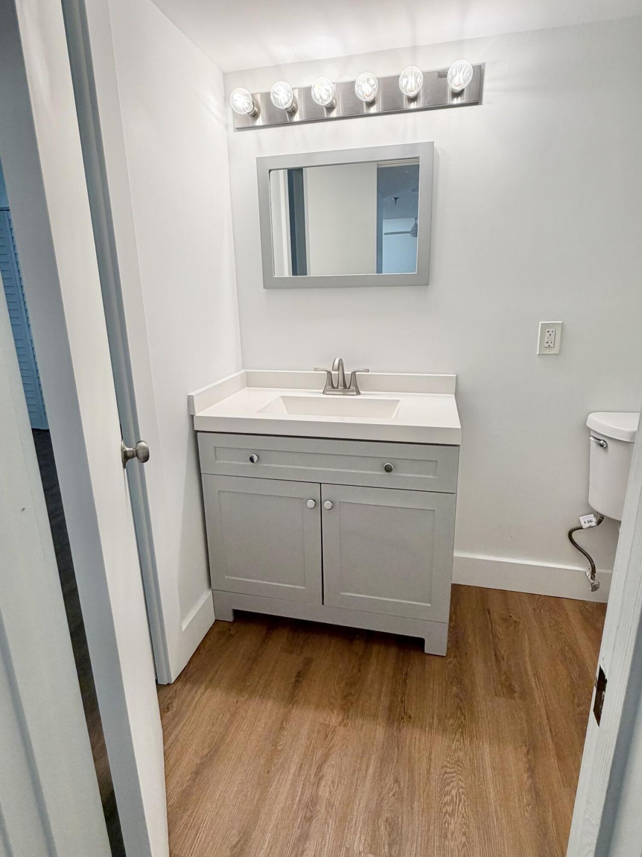 955 Egret Circle, Unit 211, Delray Beach, FL 33444 Photo