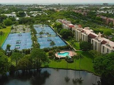 955 Egret Circle, Unit 211, Delray Beach, FL 33444 Photo