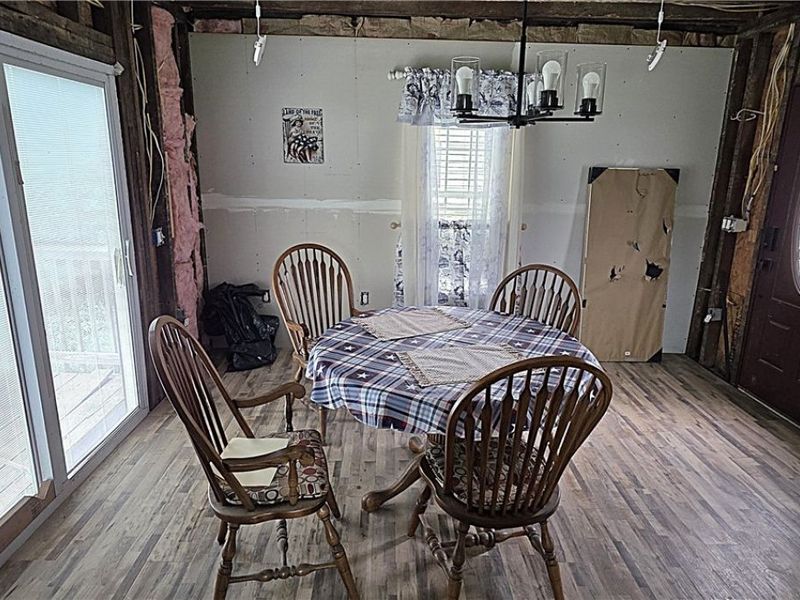 215 Winslow Street, Kimbolton, OH 43749 Photo 4