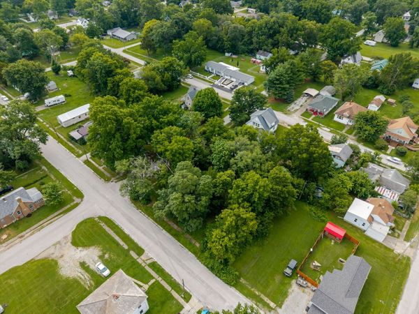 307 E Church Street , Salem, IL 62881